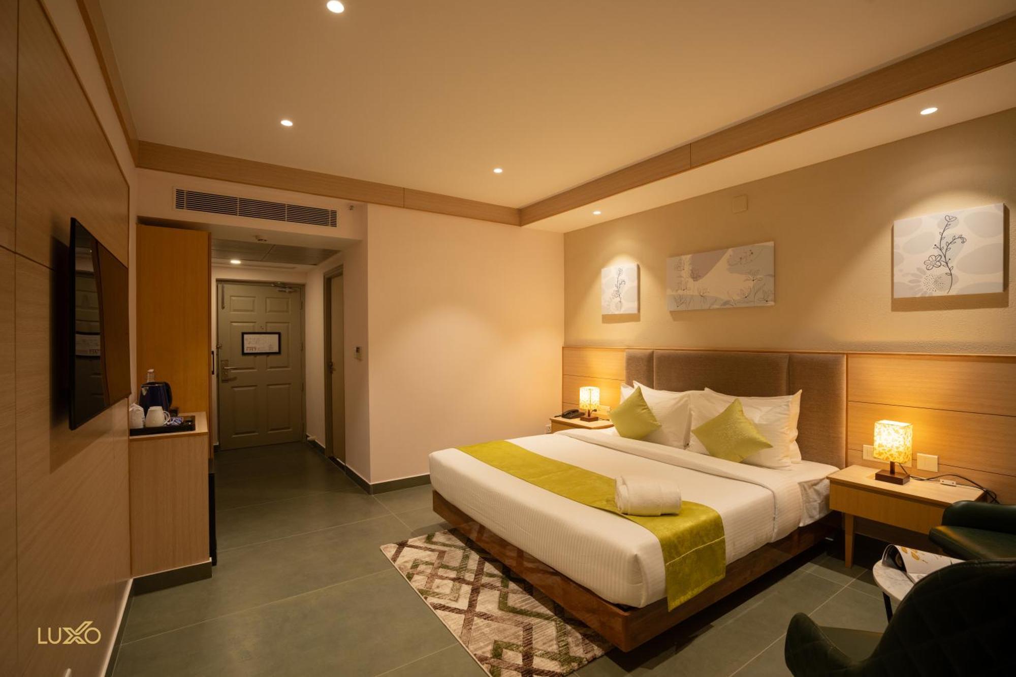 Hotel Luxo Kochi Esterno foto